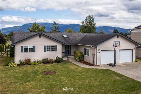 Homes similar to <b>2178 Hampton Rd</b> are listed between $335K to $2M at an average of $335 per square foot. . Everson wa 98247